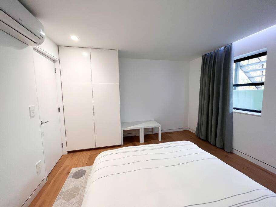 ניו יורק New Cozy Modern Minimalist Stay In Brooklyn At Rem-Casa מראה חיצוני תמונה