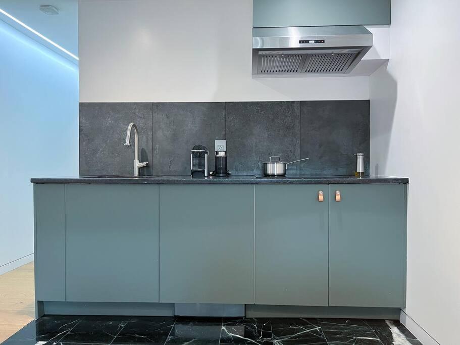ניו יורק New Cozy Modern Minimalist Stay In Brooklyn At Rem-Casa מראה חיצוני תמונה